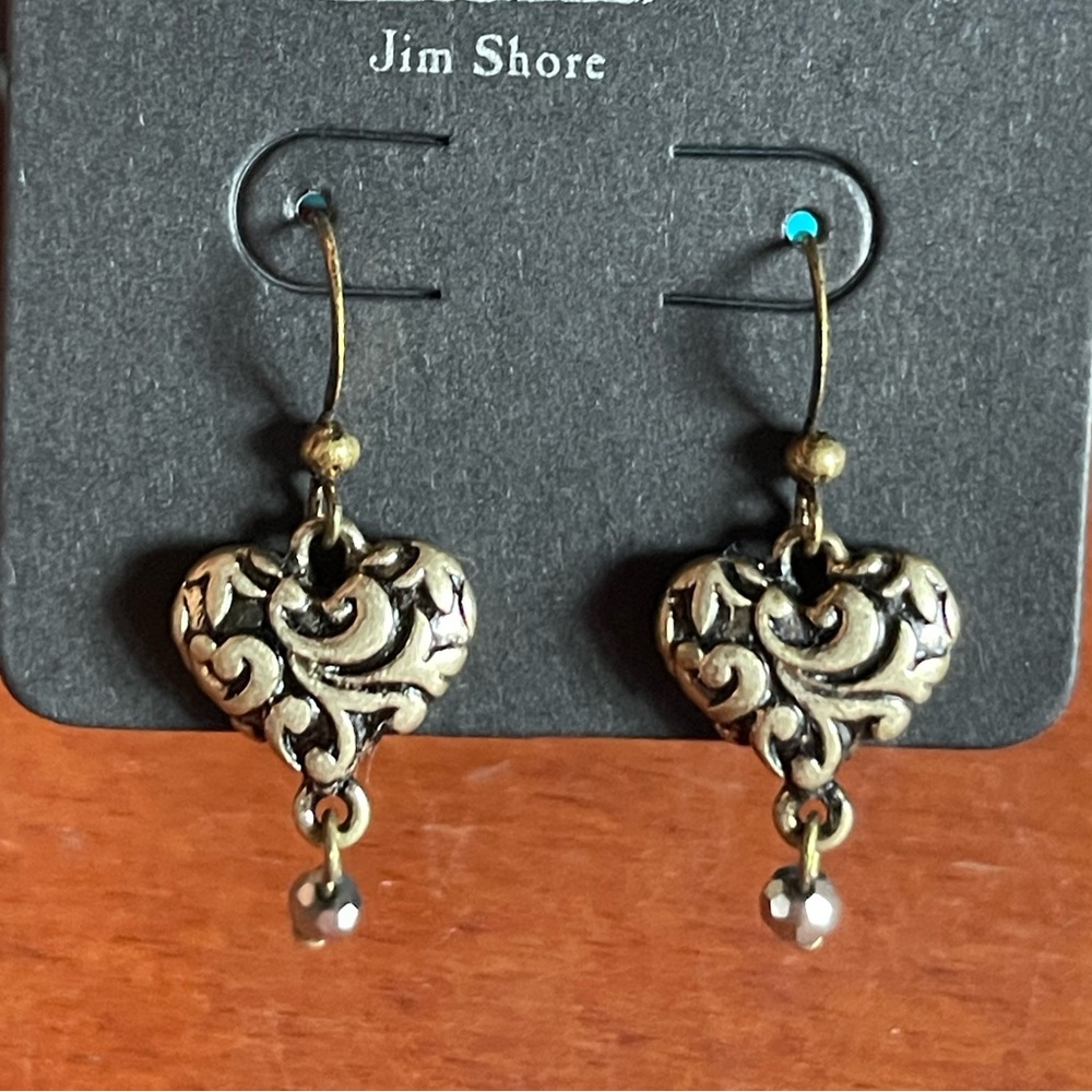 Gorgeous heart bronze earrings with drop bead accent